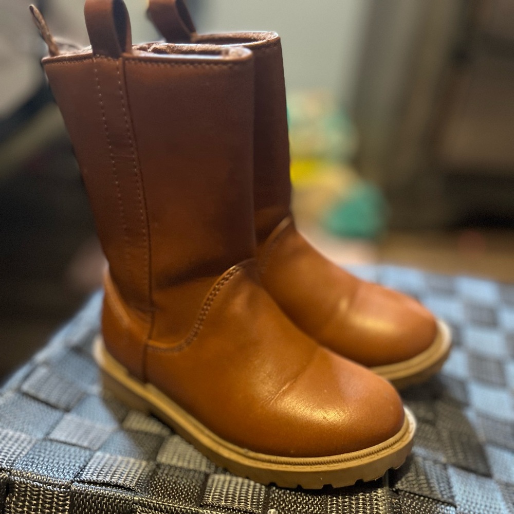 Brown kid boots size 8c